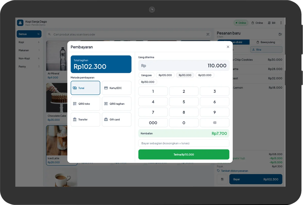 Layar pembayaran tunai dengan tombol uang cepat, keypad, dan kembalian Rp7.700